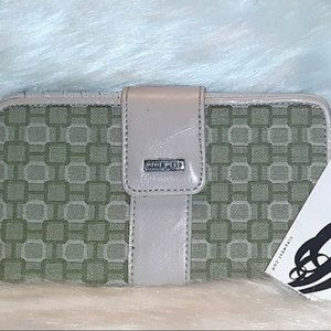 NWT NINE WEST Sage Green Signature Checkbook Wallet